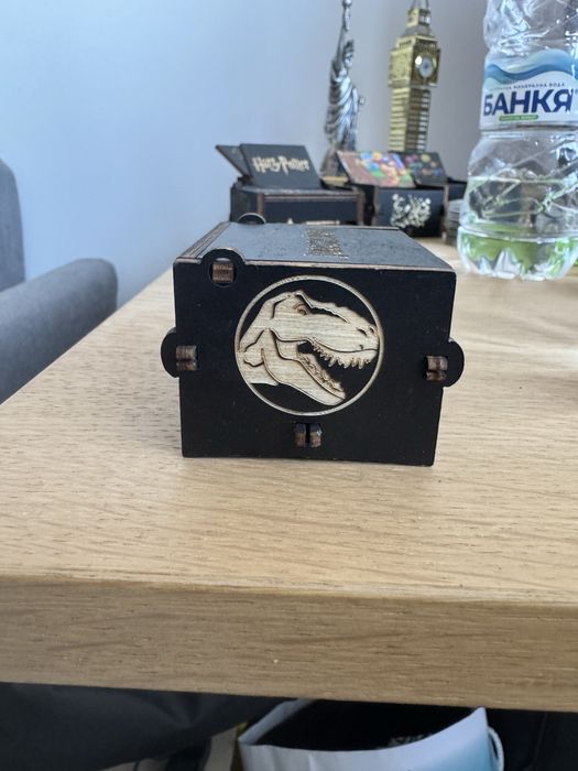 Jurassic Park музикална кутия