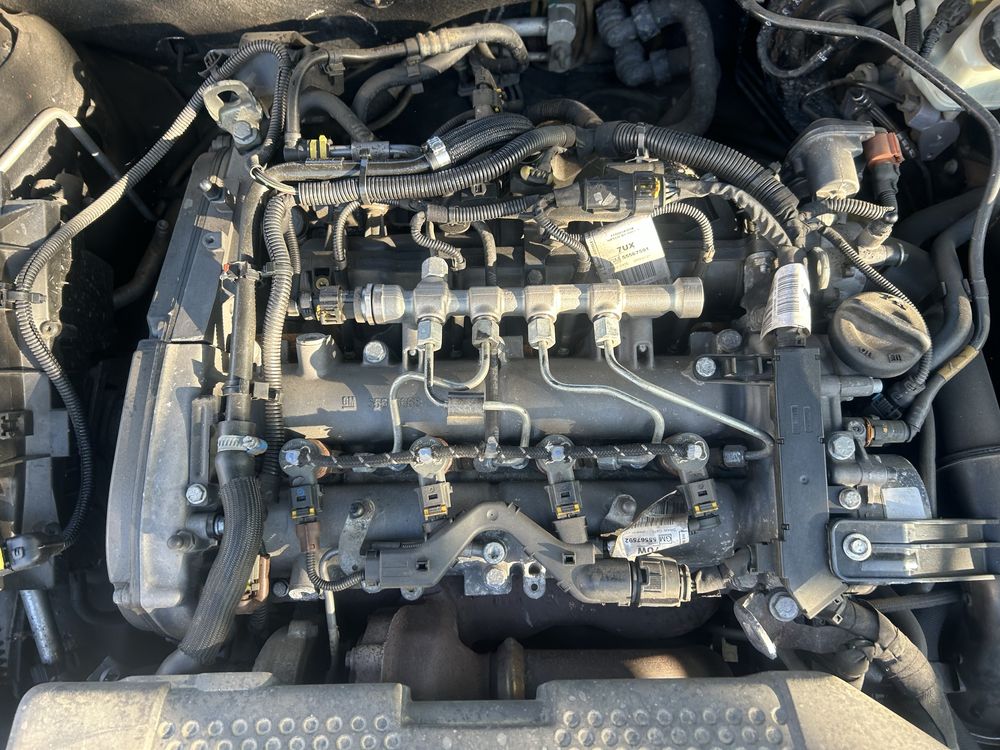 Motor , injectoare, turbină, Opel insignia 2.0 Cdti 2010