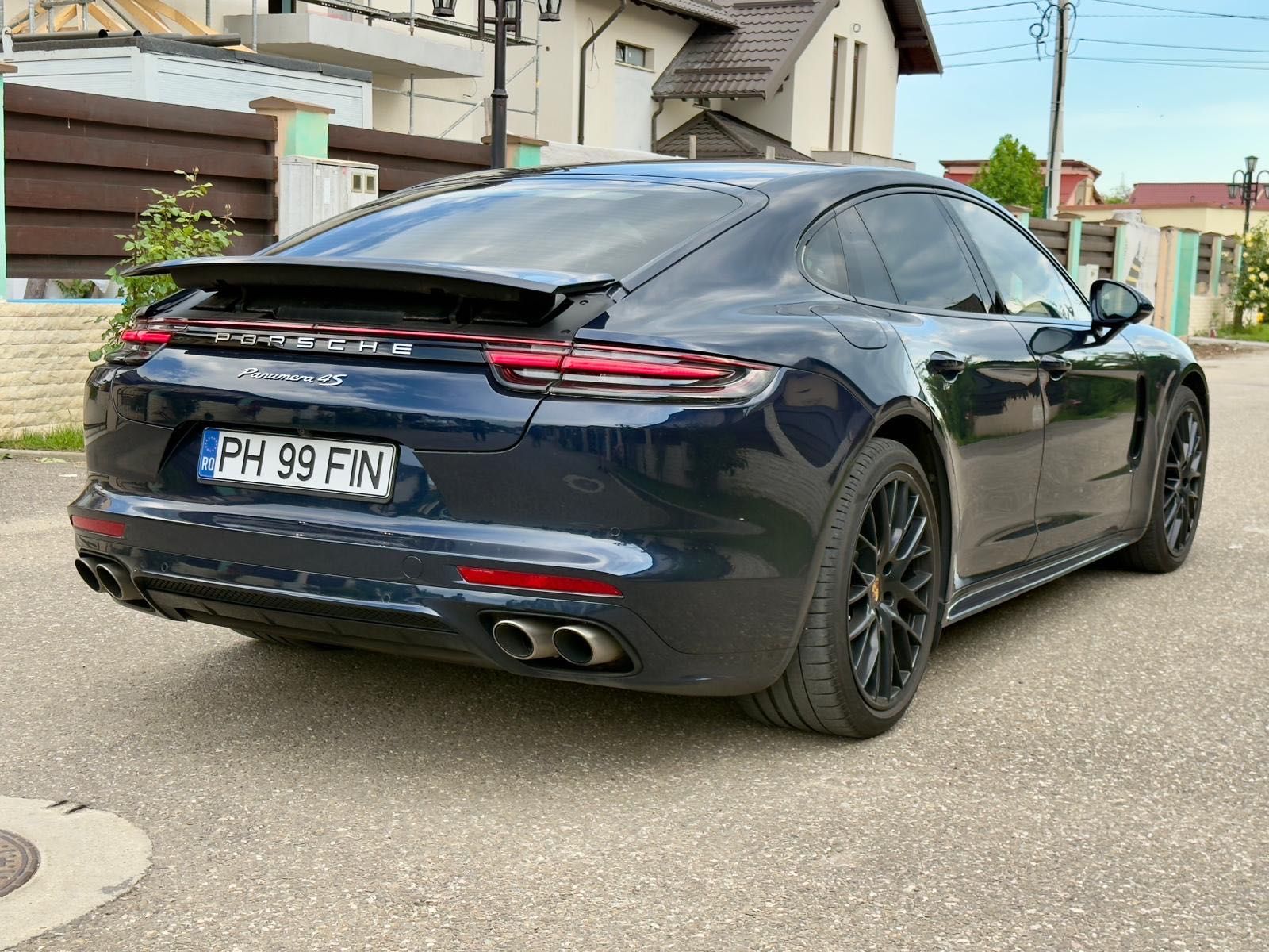 Porsche Panamera 4s