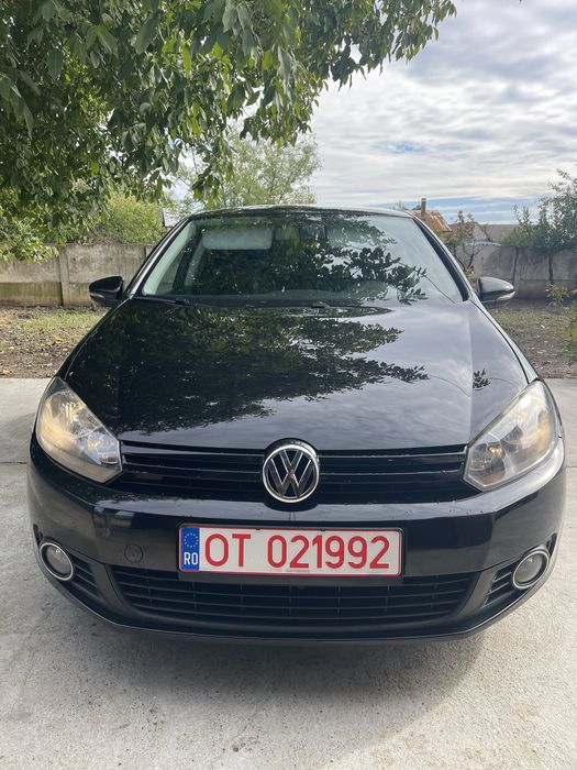 Vând GOLF 6 2011 MANUAL