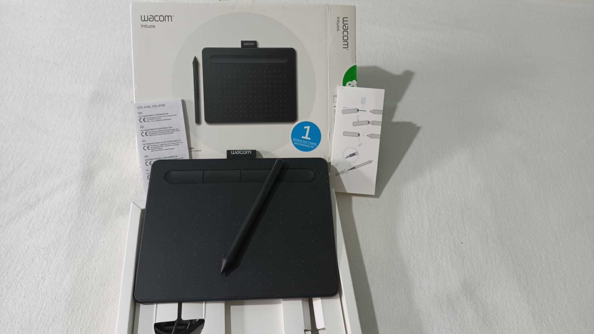 Tableta grafica Wacom Intuos S