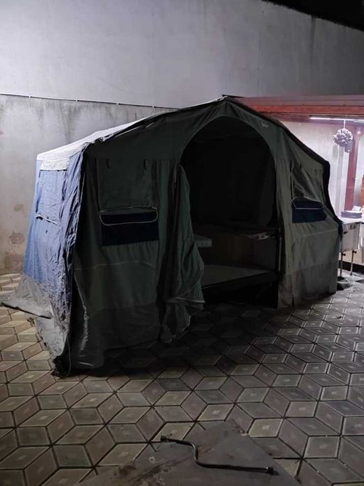 Vând remorcă cort Trigano