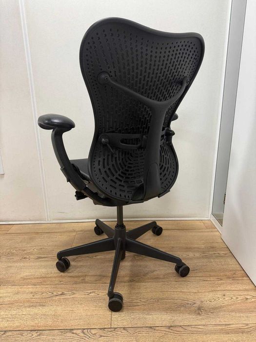 Refurbished Herman Miller Mirra Graphite Butterfly