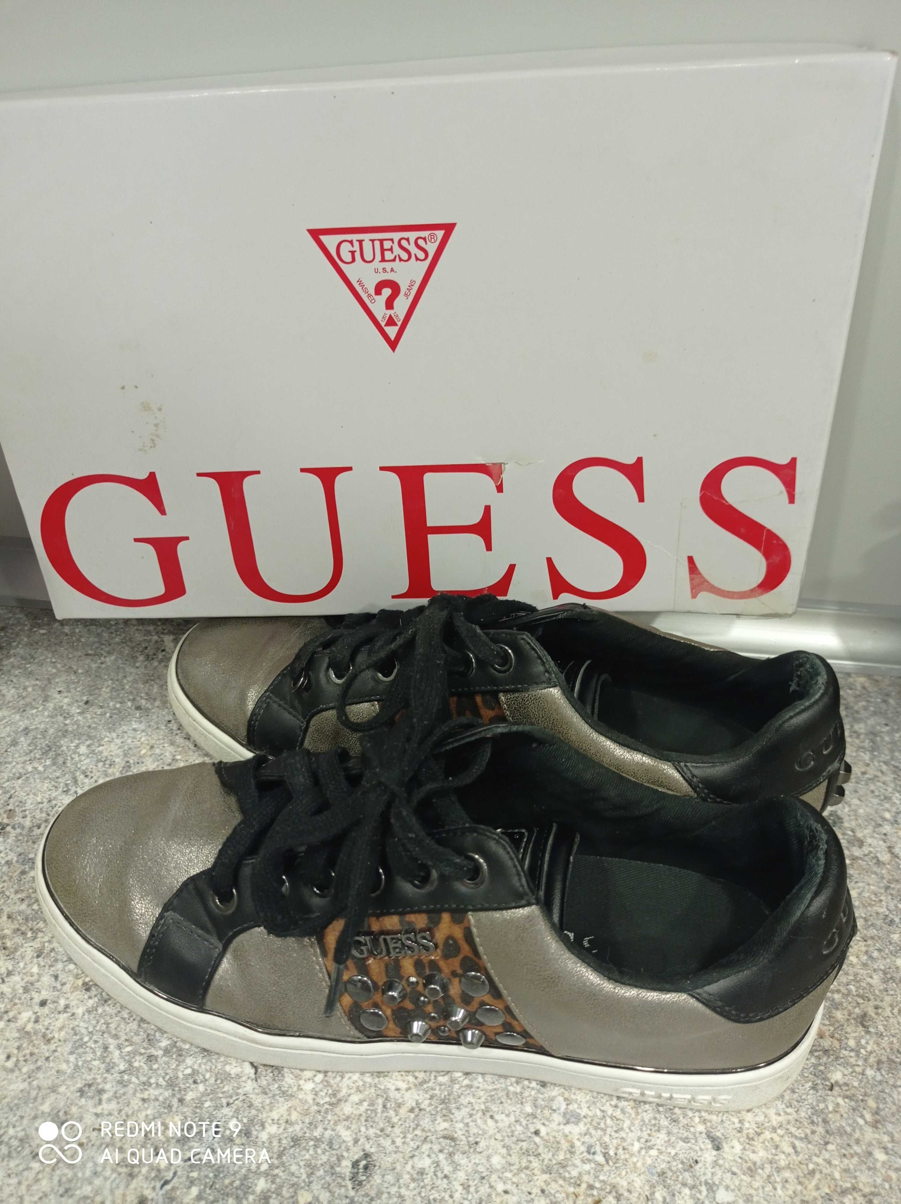 Оригинални маратонки на GUESS