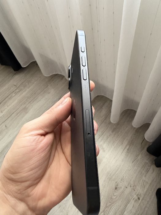 Phone 16 Plus – ca nou, baterie 100%, fără urme de uzură