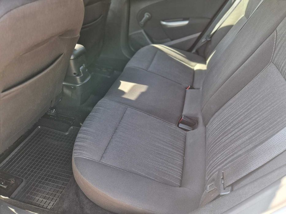 Opel Astra J 1.6 Benzină 116 CP 2010