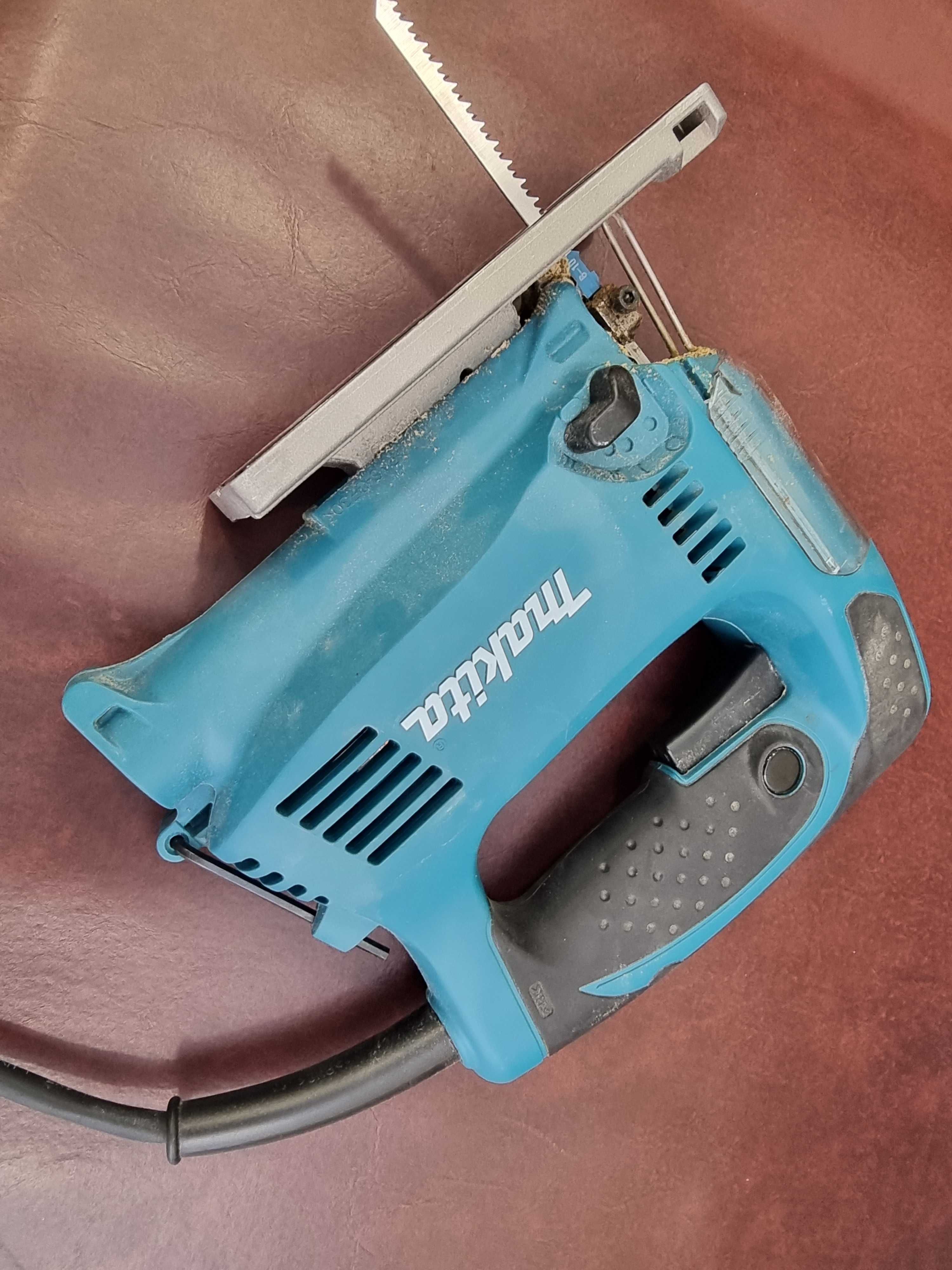 Електрически прободен трион Makita 4329 - Зеге 450 W