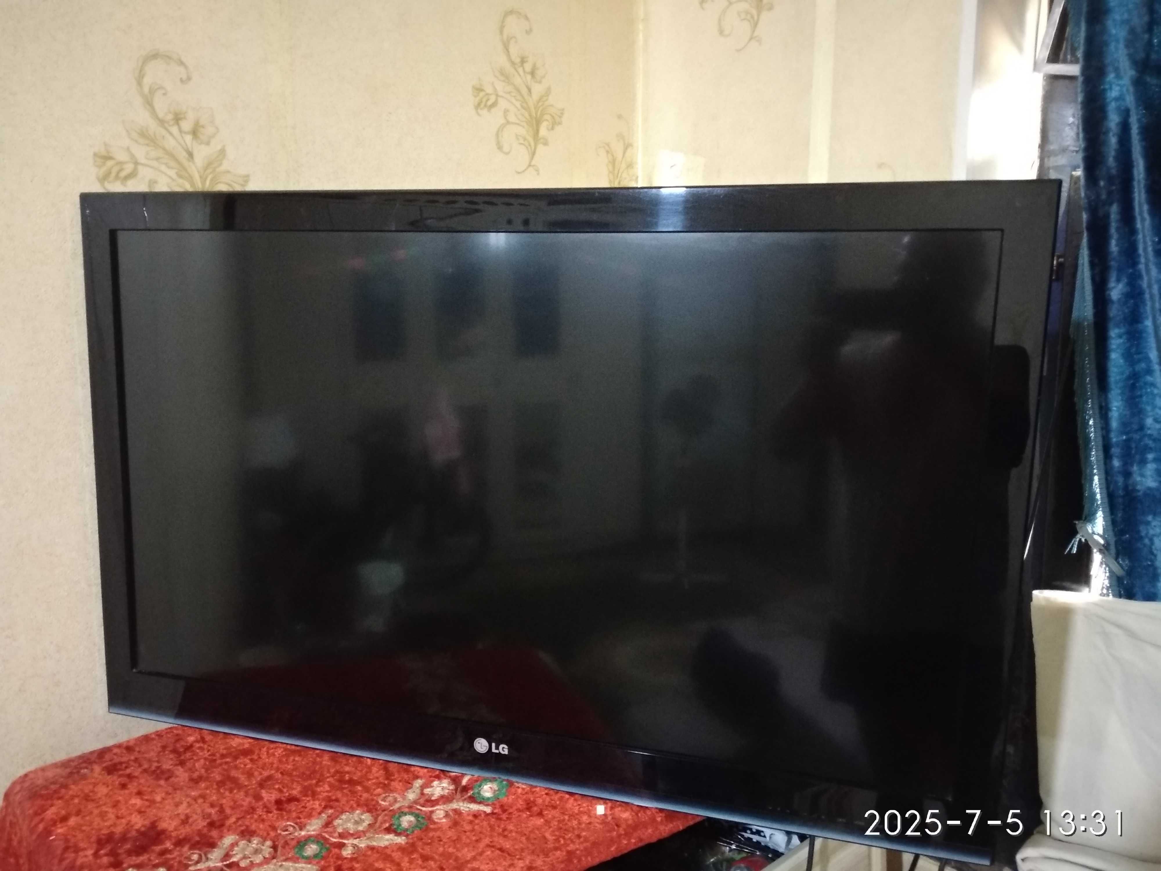 Продается телевизор LG