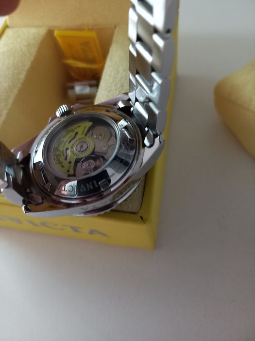 Vind ceas de mina Invicta automatic.