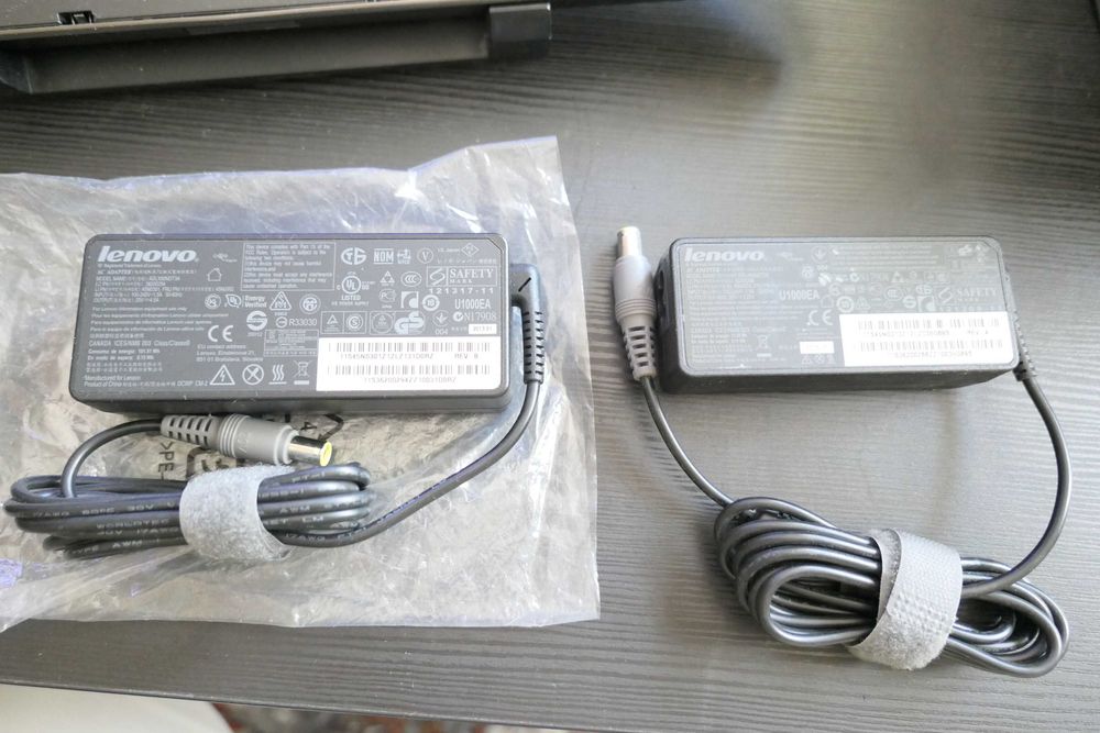 Incarcator Lenovo ThinkPad Ideapad Alimentator 90w 65w Original NOU