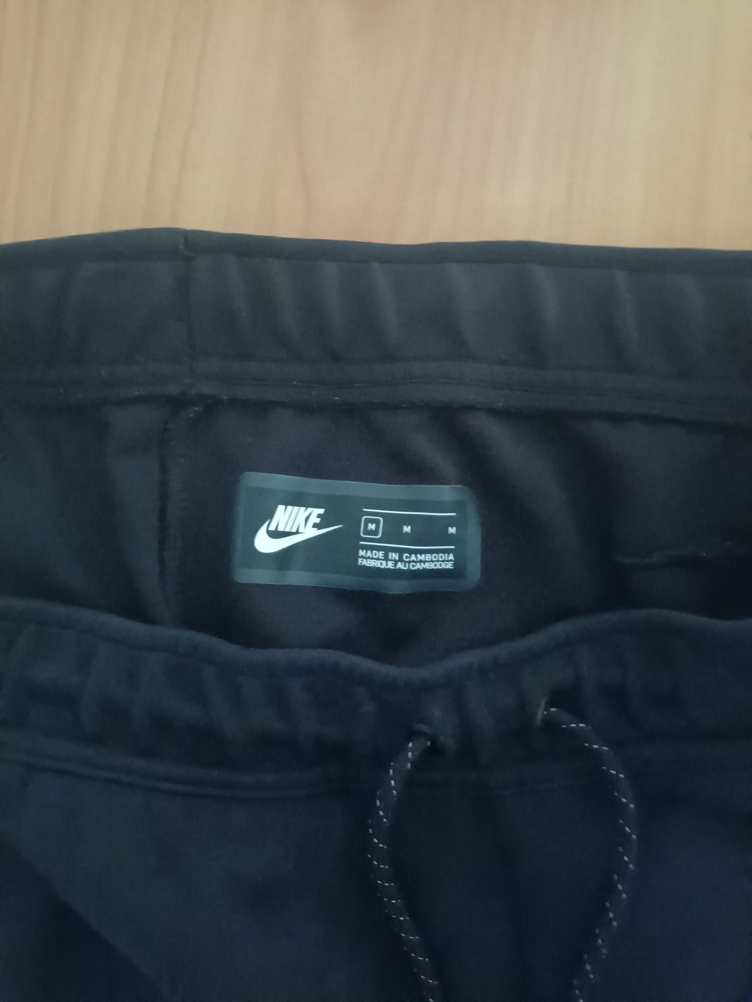 Hanorac nike tech flecee si pantaloni nike tech flecee full negru