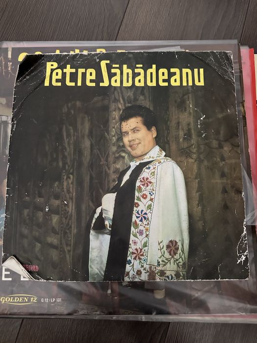 Vând plăci vinil - Pick Up.