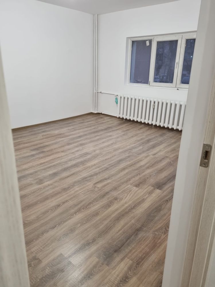 Închiriez apartament vizavi de mall Vitan