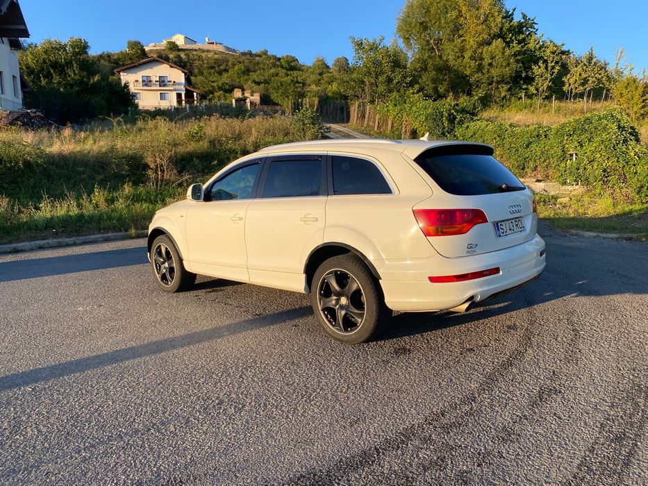 De vanzare Audi Q7 S-Line