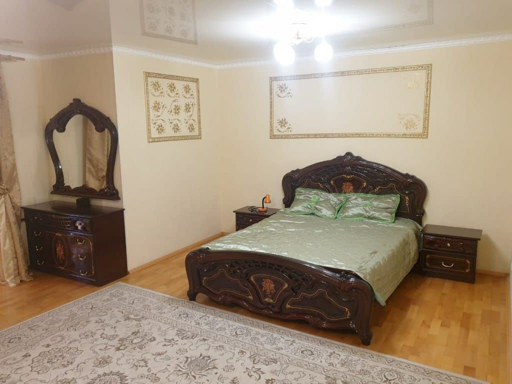 Сдаём трёхкомнатную квартиру на долго в Алматы