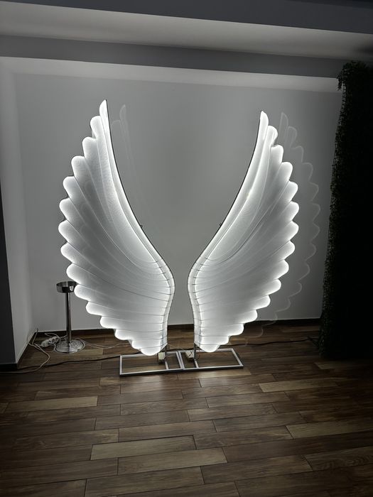 Inchiriez aripi de inger luminoase decor evenimente(nunta,botez)