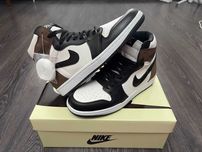 Adidasi Nike Air Jordan 1 Retro High OG "Dark Mocha" Produs NOU Tenesi