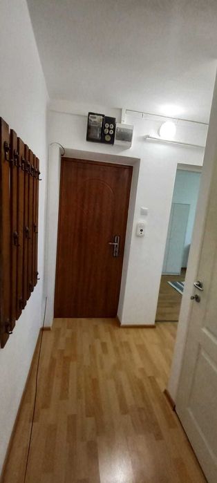 Apartament 3 camere de inchiriat