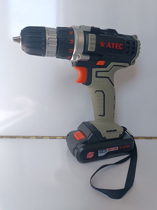 АТЕС оригинал шруповерт. Дрель перфоратор лазерный уровень