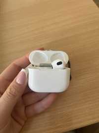Слушалки Apple Airpods (3-то поколение,MagSafe Charging Case)