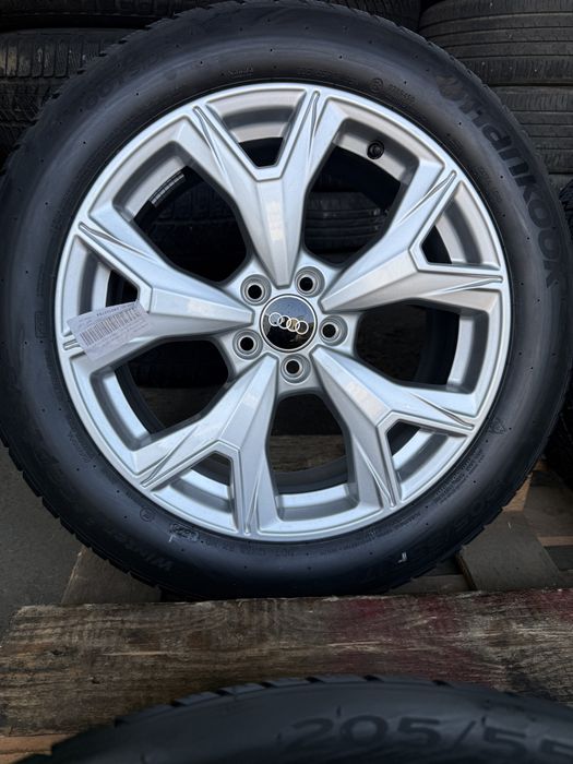 Jante originale Audi A1 cu anvelope NOI de iarna 205/55 17