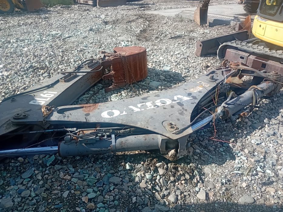 Buldoexcavator VOLVO / accept variante