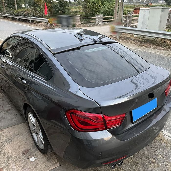 Eleron luneta M4 BMW Seria 4 F36 GranCoupe(2014-2020) negru lucios