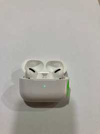 Apple AirPods Pro  (MWP22ZM/A)