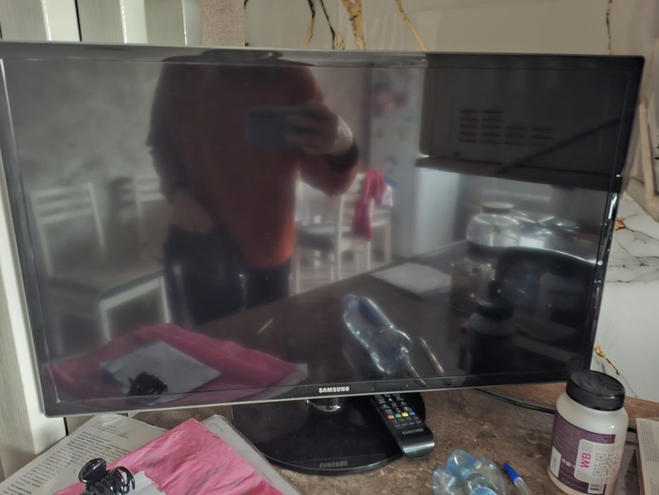 Продам телевизор Самсунг.
Рабочий.
Недорого.
НЕ СМАРТ!!!