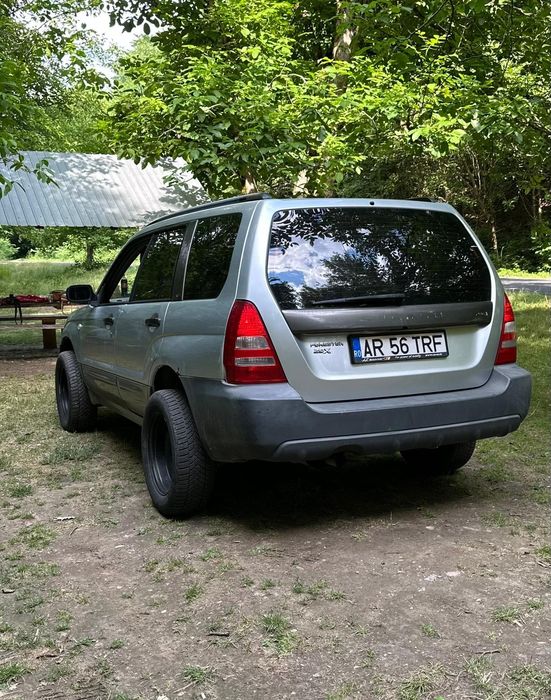 Vând Subaru Forester
