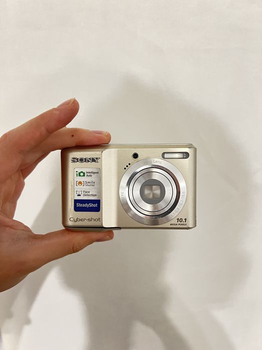 Sony  dsc s2000 фотоаппарат мыльница винтажная