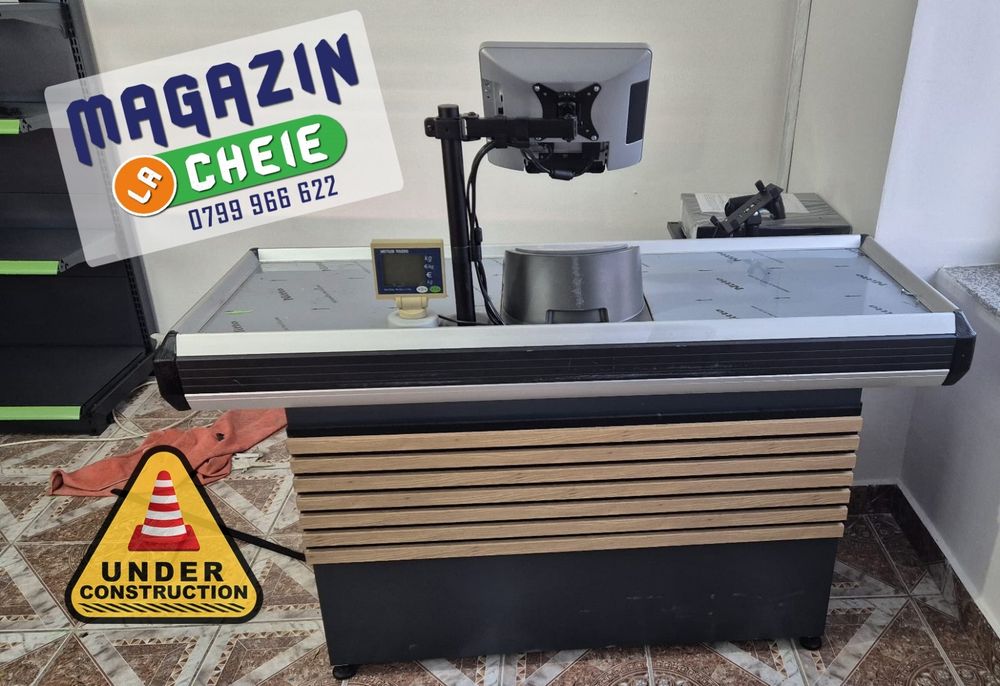 VINDEM Masa pentru casa de marcat