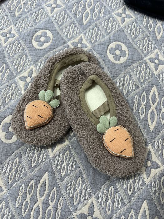 Продаю детские домашние тапочки