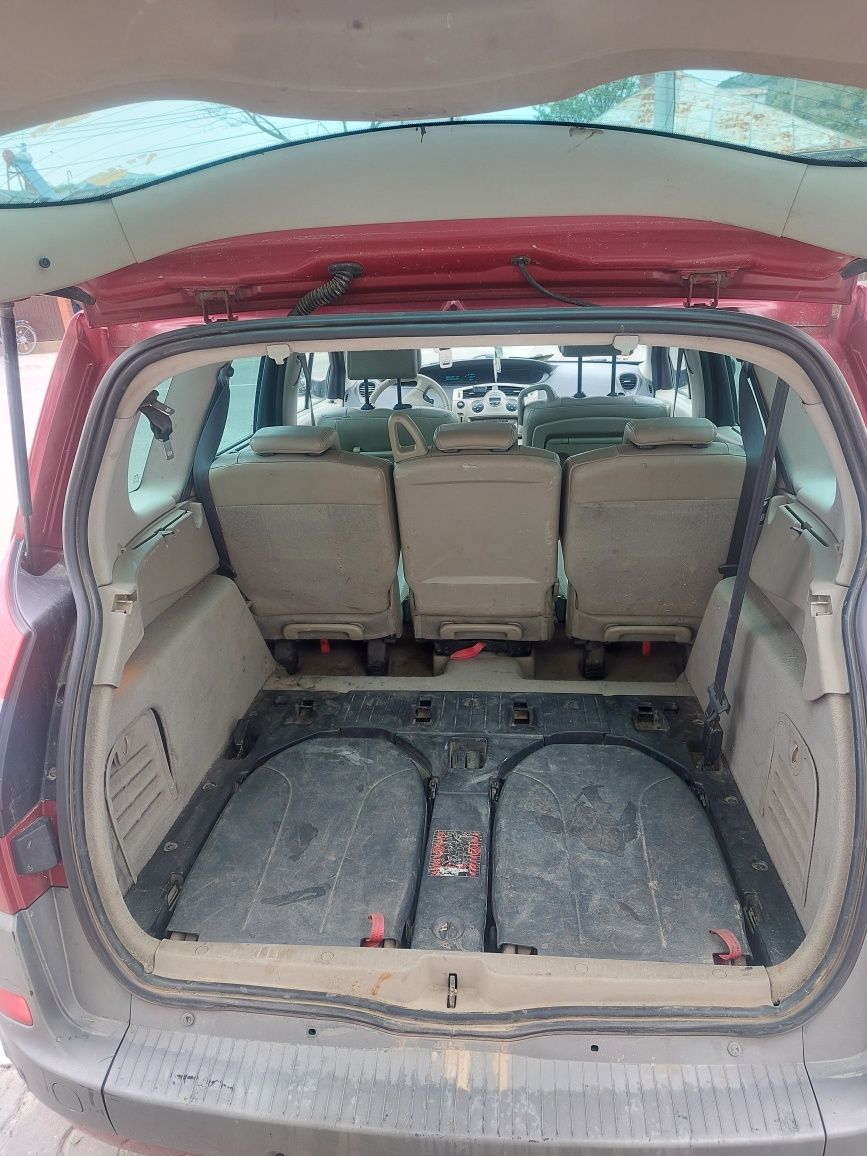 Renault grand scenic 2009 7 locuri