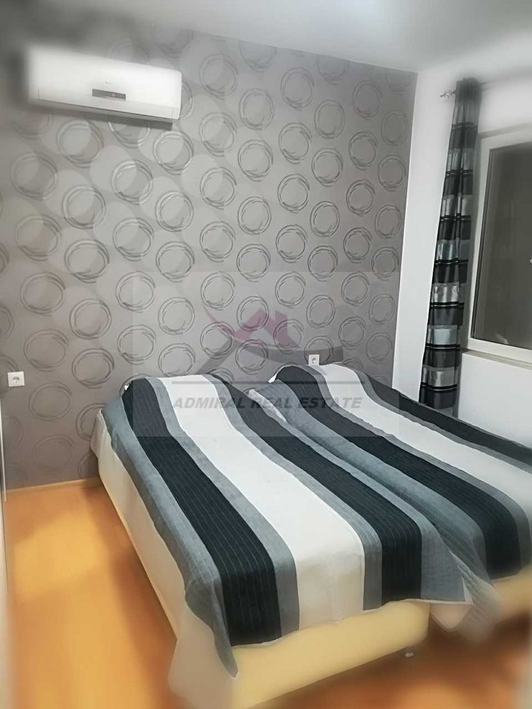 Дава се под наем Четиристаен апартамент в Варна, Център - 100 кв.м за 750 € - Снимка #4