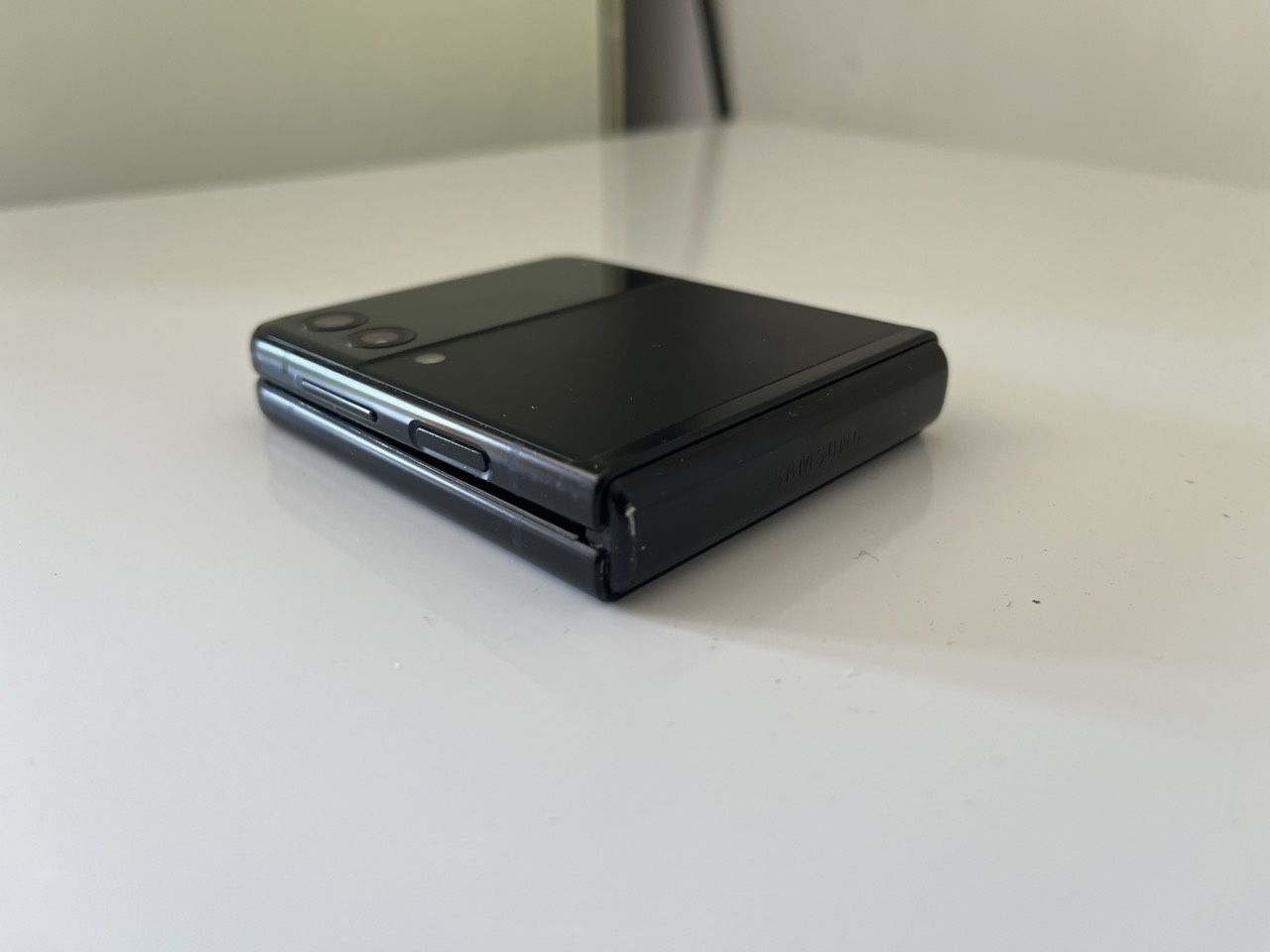 Samsung Galaxy Z Flip3 5G 128GB Phantom Black