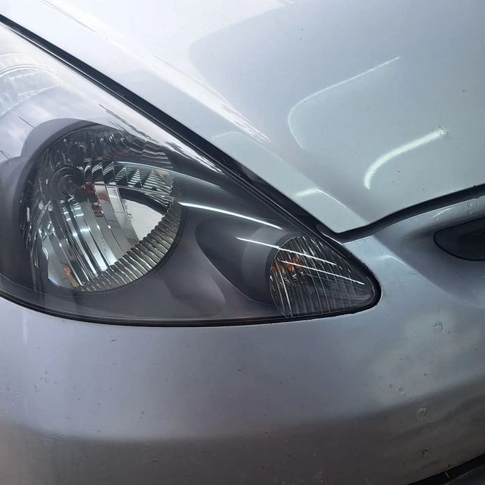 Полиране на Автомобили и фарове.