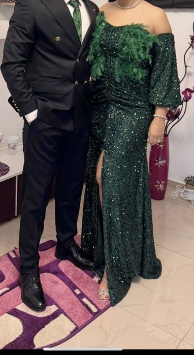 Rochita lungǎ cu paiete si pene verde marimea 44 L - XL