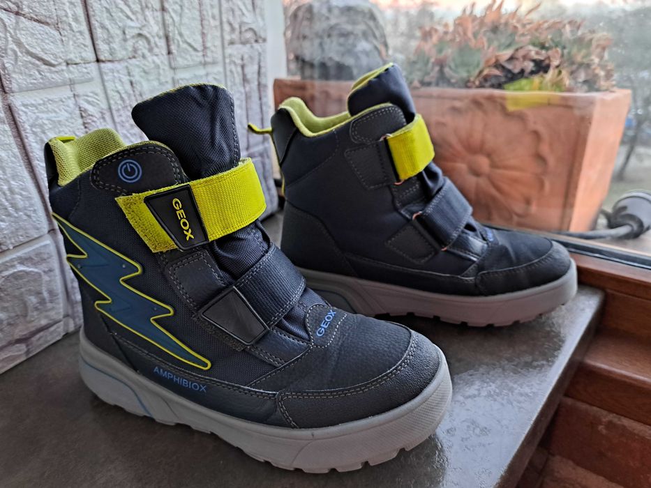 детски ботуши,зимни обувки,боти,апрески,Geox номер35 за момче,геокс