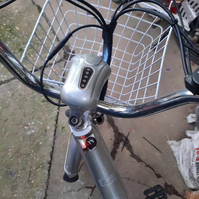 Bicicleta electrica cu accumulator litiu 36v 13A