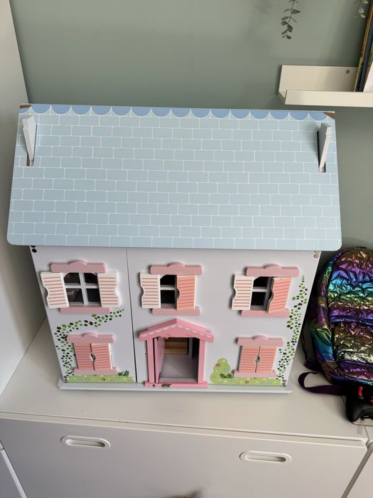 Casuta din lemn Tildo