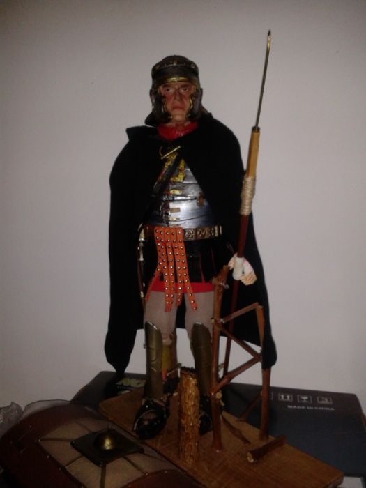 Figurina 1/6 legionar roman soldat razboaiele dacice
