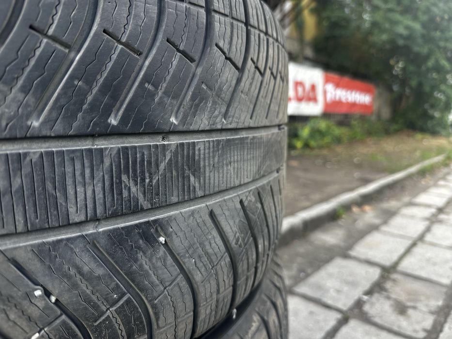 Зимни гуми Michelin Alpin 5 SUV Спорт пакет 305/40/20 и 275/45/20