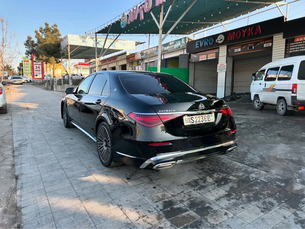 mersades-benz sotiladi