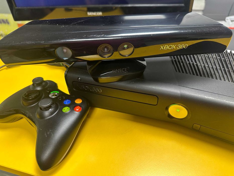 Xbox 360 с 1 оригинал контролер KINEKT