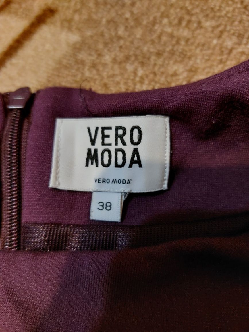 Рокля Vero moda размер М /38/