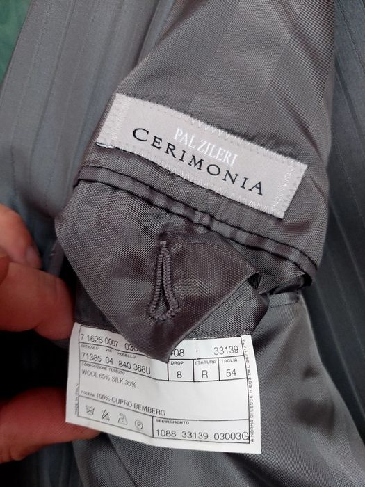 Vand costum Pal Zileri