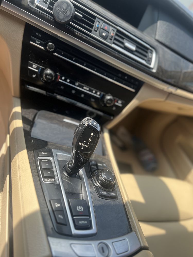 Vand BMW 740d xdrive full optiuni