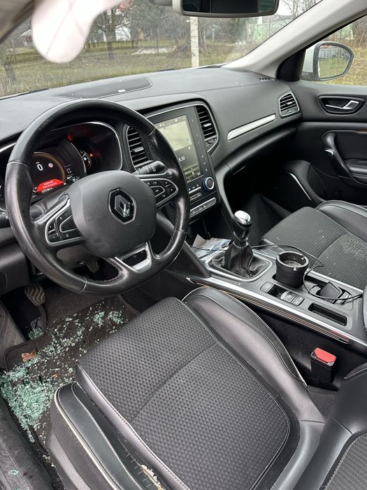 Renault megane bose 1.3 tce 2018 avariat