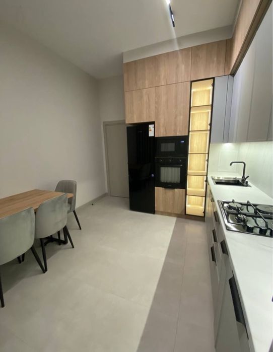 Срочна аренда квартира метро новза